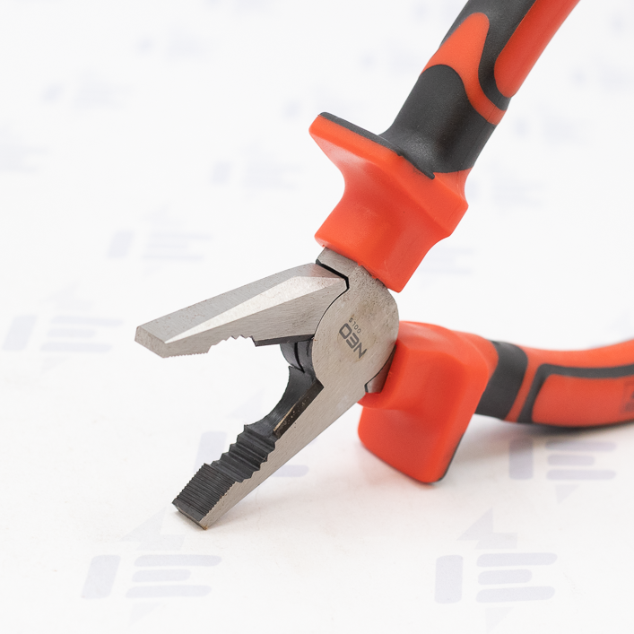 01-061 Kleště kombi 180mm 1000V NEO 01-061