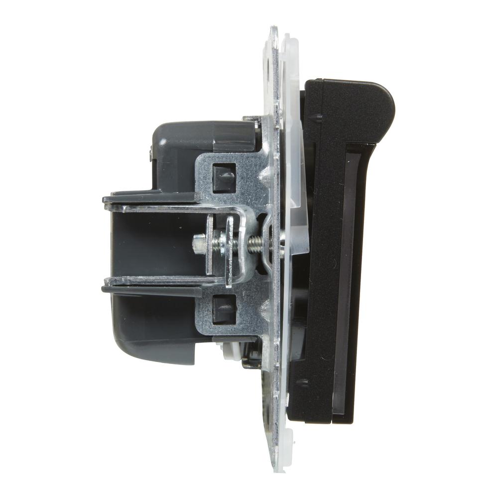 SUNO ČERNÁ ZÁS.2P+T CL. IP44