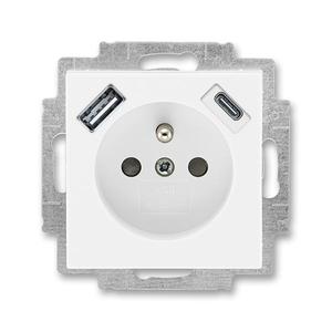 5569H-A32357 03 Zásuvka 1násobná s kolíkem, s clonkami, s nabíjením USB-A, USB-C (2CHH693257A4003)
