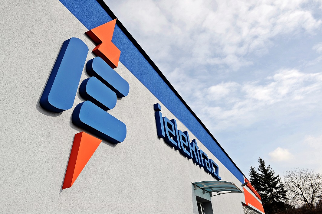 ielektra - specialista na elektroinstalační materiál - vstup prodejny