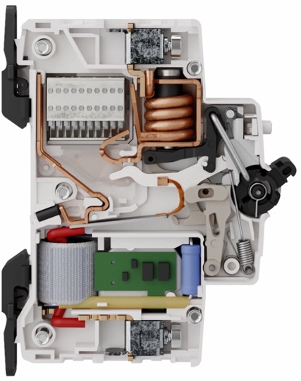 Vnitřek jističochrániče ABB DS301C B16 A30 levá strana