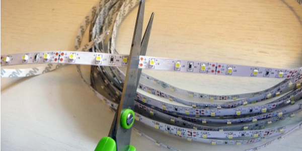 Jak správně nainstalovat LED pásek?
